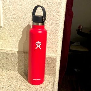 24 oz Hydroflask Standard mouth with flex cap